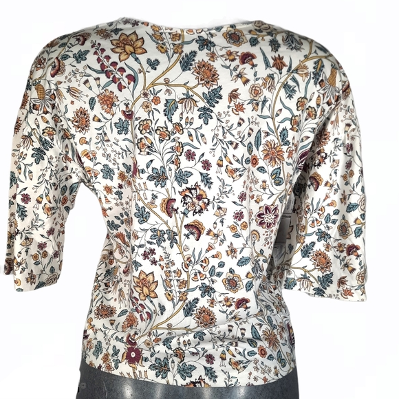 Uniqlo ut floral print white t-shirt size xs - Picture 2 of 7